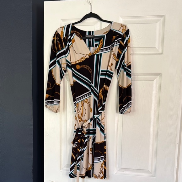 Elegant Chain Print Wrap Dress - Picture 1 of 5
